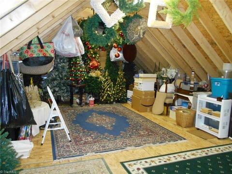 1206 Devlin Ct, High Point, NC 27262 photo 21