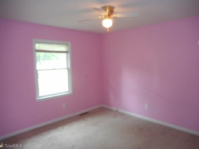 4048 Cresent Ave, Trinity, NC 27370 photo 8