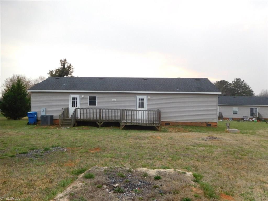 4629 Roundleaf Rd, Ramseur, NC 27316 photo 4