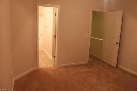 461 Sandybrooke Dr, High Point, NC 27265 photo 6