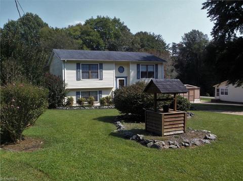 1712 William Fowler Rd, King, NC 27021 photo 4