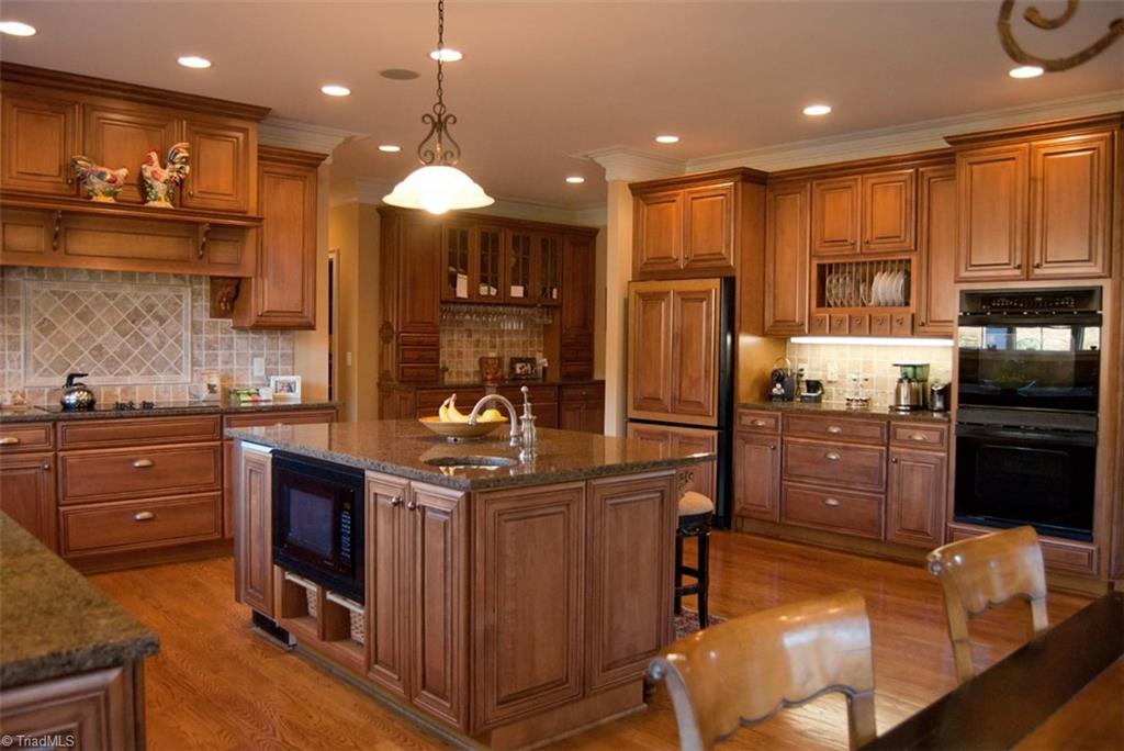 4237 Rock Bridge Rd, High Point, NC 27262 photo 4