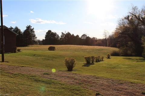 1122 Perch Rd, Pinnacle, NC 27043 photo 9