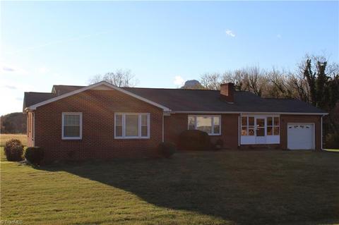 1122 Perch Rd, Pinnacle, NC 27043 photo 1