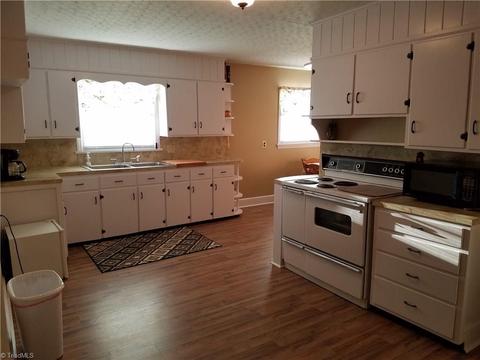 1122 Perch Rd, Pinnacle, NC 27043 photo 21