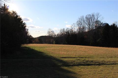 1122 Perch Rd, Pinnacle, NC 27043 photo 5