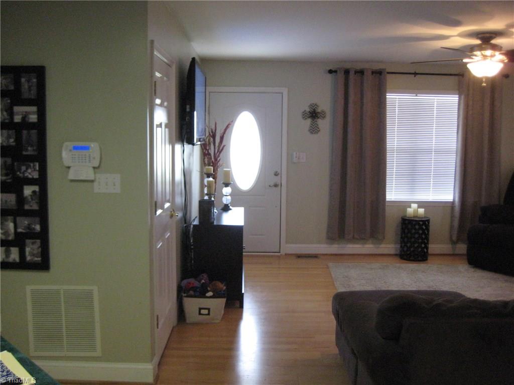 8133 Hampton Rd, Clemmons, NC 27012 photo 6