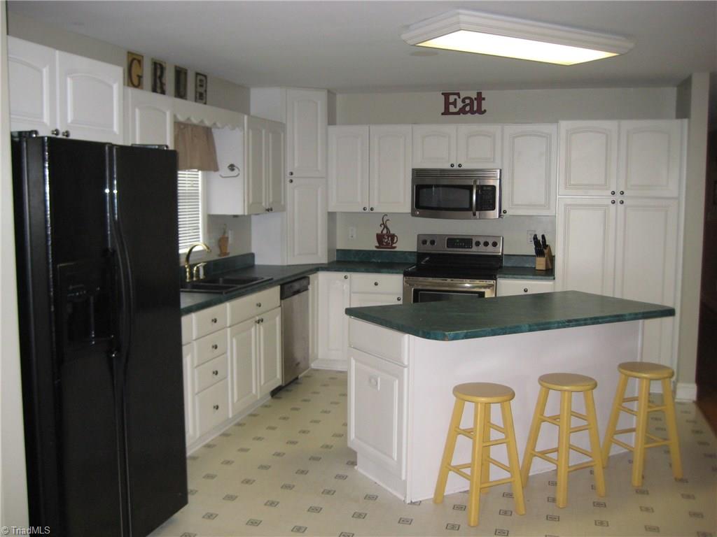 8133 Hampton Rd, Clemmons, NC 27012 photo 9
