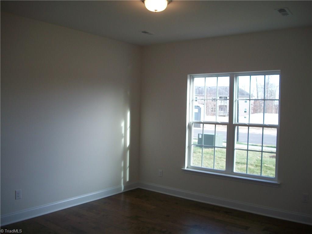 764 Forester Ct, High Point, NC 27265 photo 3