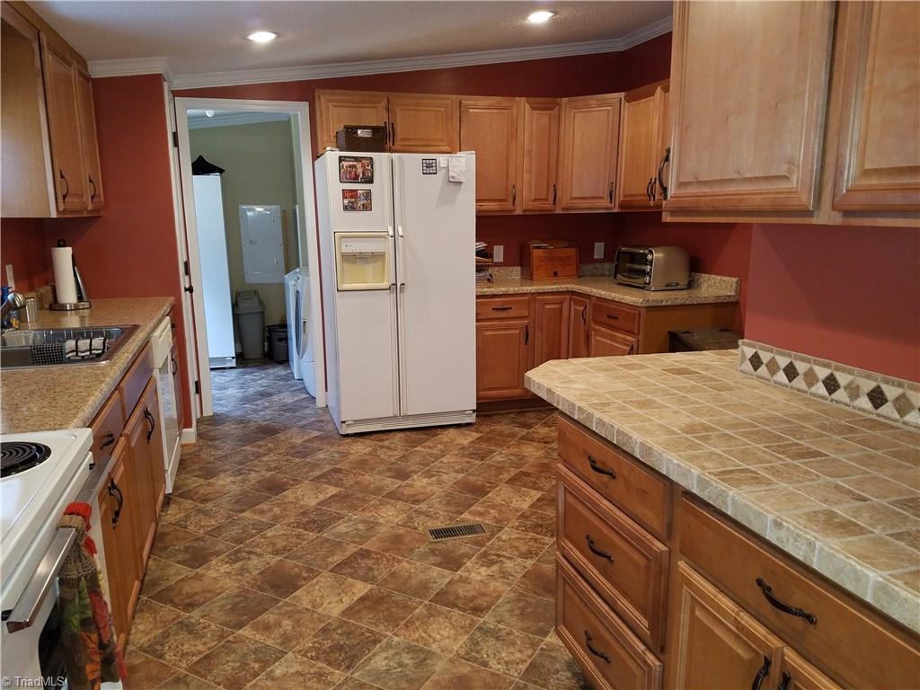 344 Prison Camp Rd, Dobson, NC 27017 photo 16
