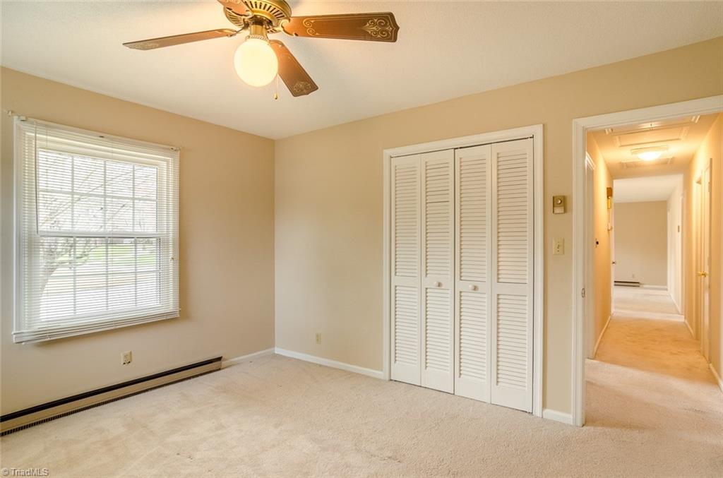 2301 Dover Pl, High Point, NC 27265 photo 13