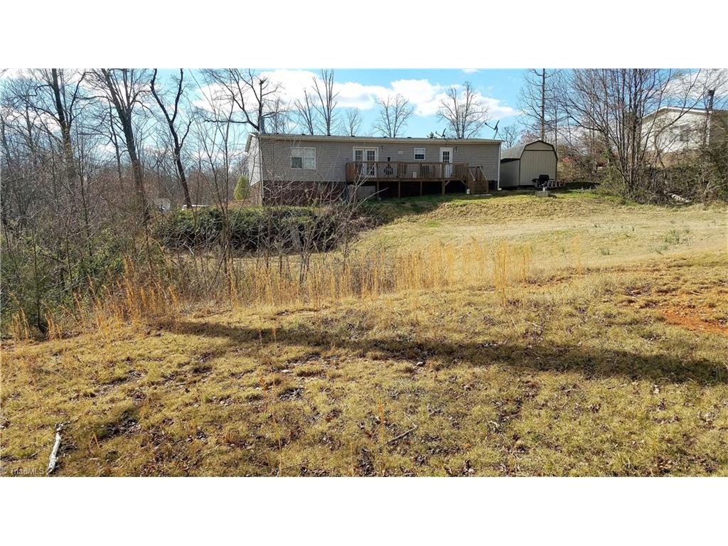 2830 Eagle Point Dr, Trinity, NC 27370 photo 5