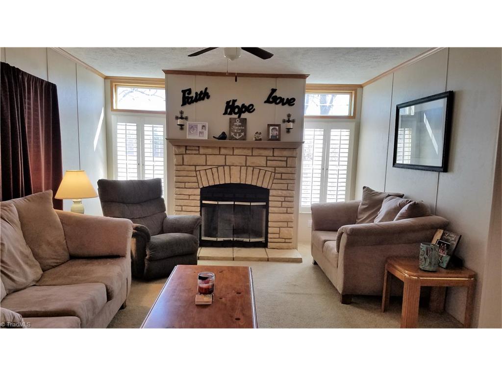 2830 Eagle Point Dr, Trinity, NC 27370 photo 16