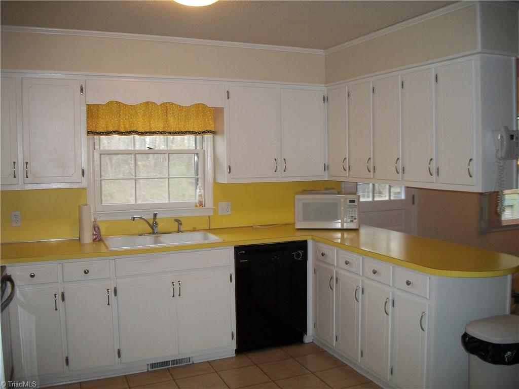 6741 Erik Dr, Trinity, NC 27370 photo 15