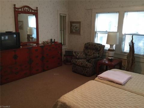 217 Spring St, Thomasville, NC 27360 photo 15