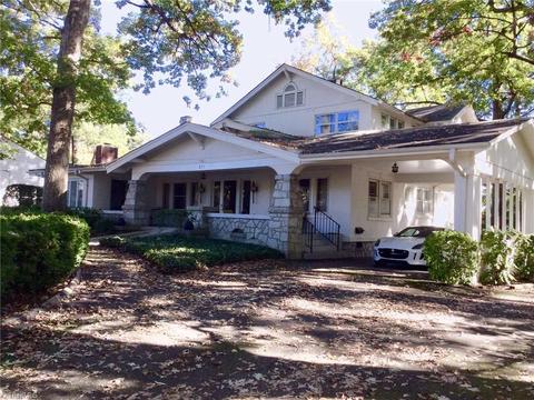 217 Spring St, Thomasville, NC 27360 photo 1