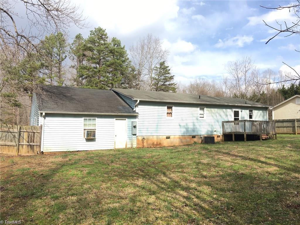 5335 Covered Bridge Rd, Trinity, NC 27370 photo 2