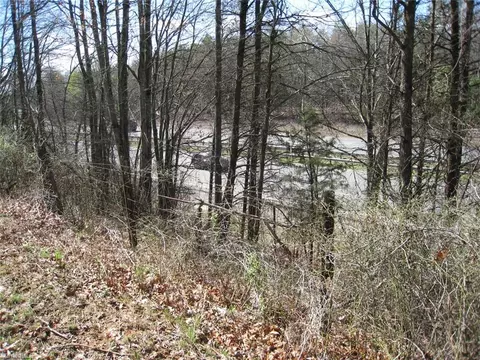 191 Key St, Pilot Mountain, NC 27041 photo 5