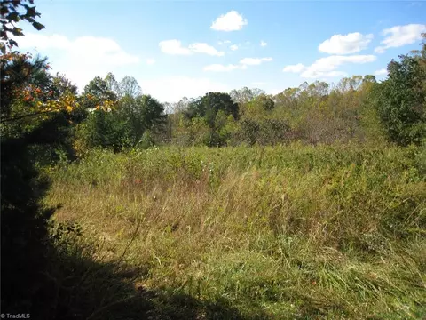 191 Key St, Pilot Mountain, NC 27041 photo 14