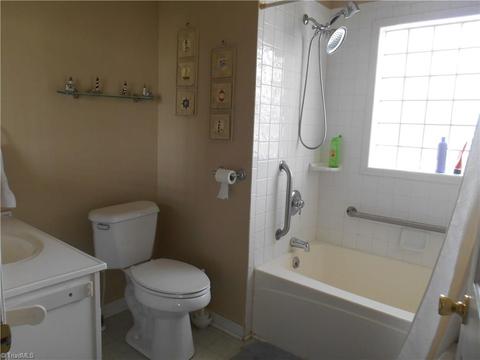 3948 Siloam Rd, Dobson, NC 27017 photo 8
