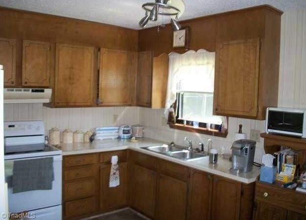 1814 Guyer St #D, High Point, NC 27265 photo 7