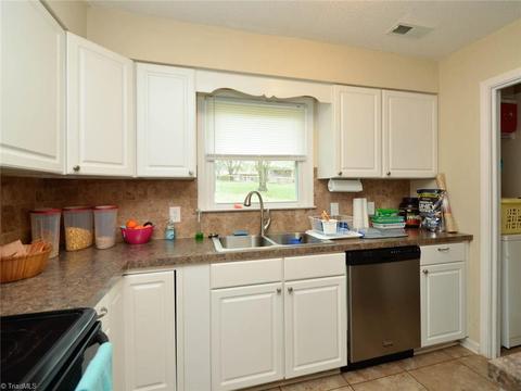 107 Oak Pointe Dr, King, NC 27021 photo 11