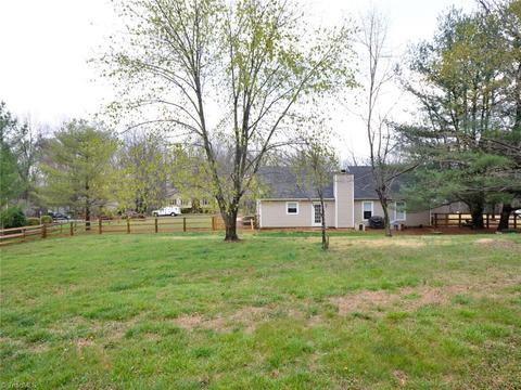 107 Oak Pointe Dr, King, NC 27021 photo 25