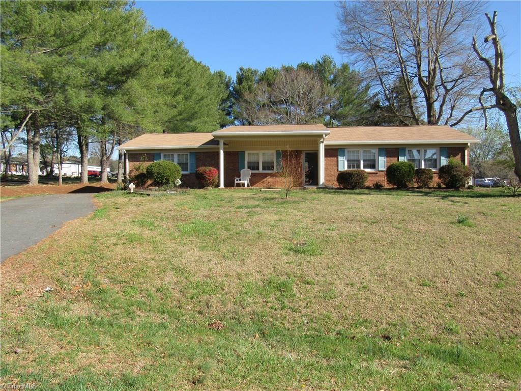 224 Stonehedge Dr, King, NC 27021 photo 9