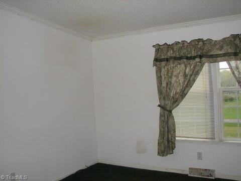850 Gallimore Rd, Denton, NC 27239 photo 17