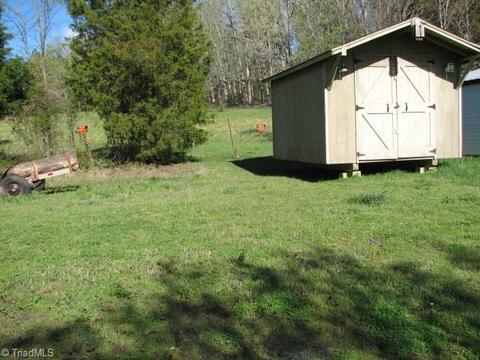 850 Gallimore Rd, Denton, NC 27239 photo 5