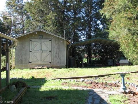 850 Gallimore Rd, Denton, NC 27239 photo 4