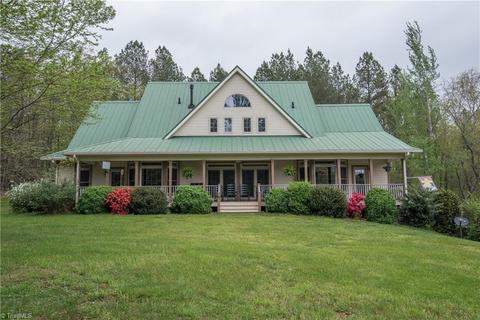 6519 Haystack Rd, Dobson, NC 27017 photo 1