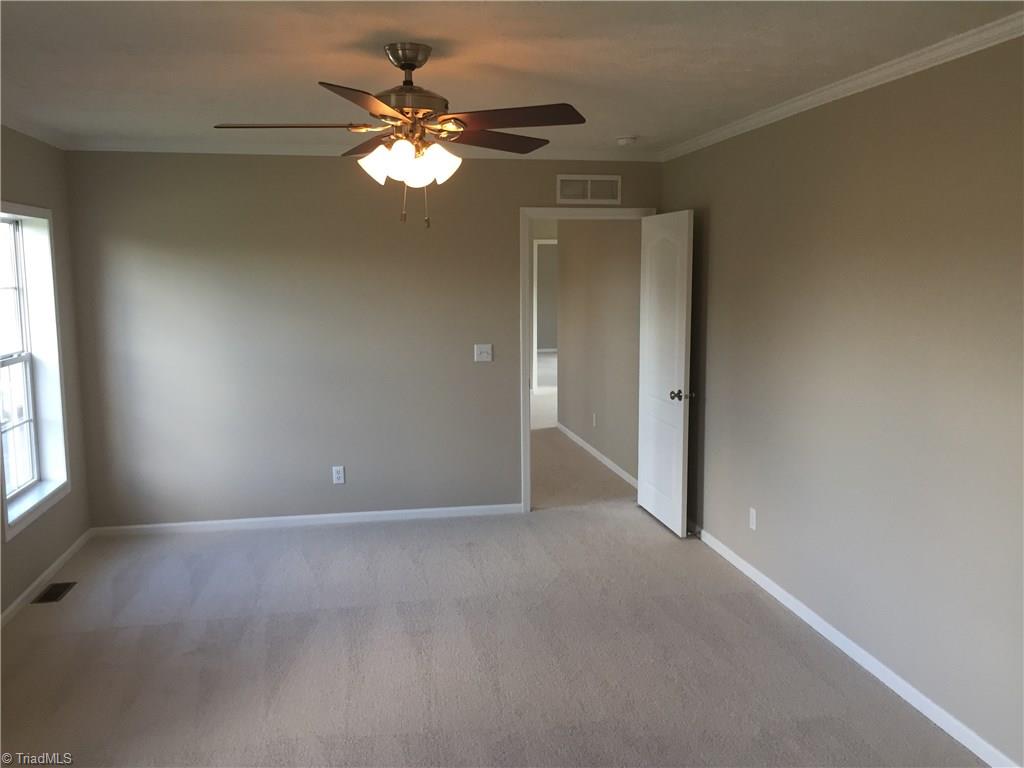 1132 Hillview Dr, King, NC 27021 photo 13