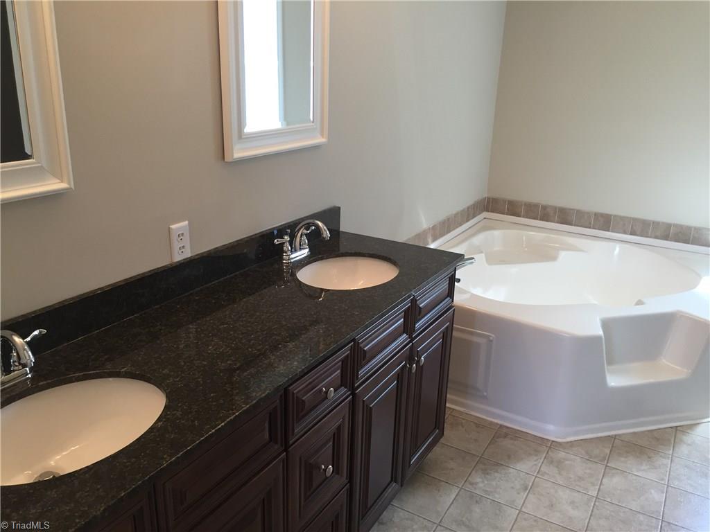 1132 Hillview Dr, King, NC 27021 photo 15