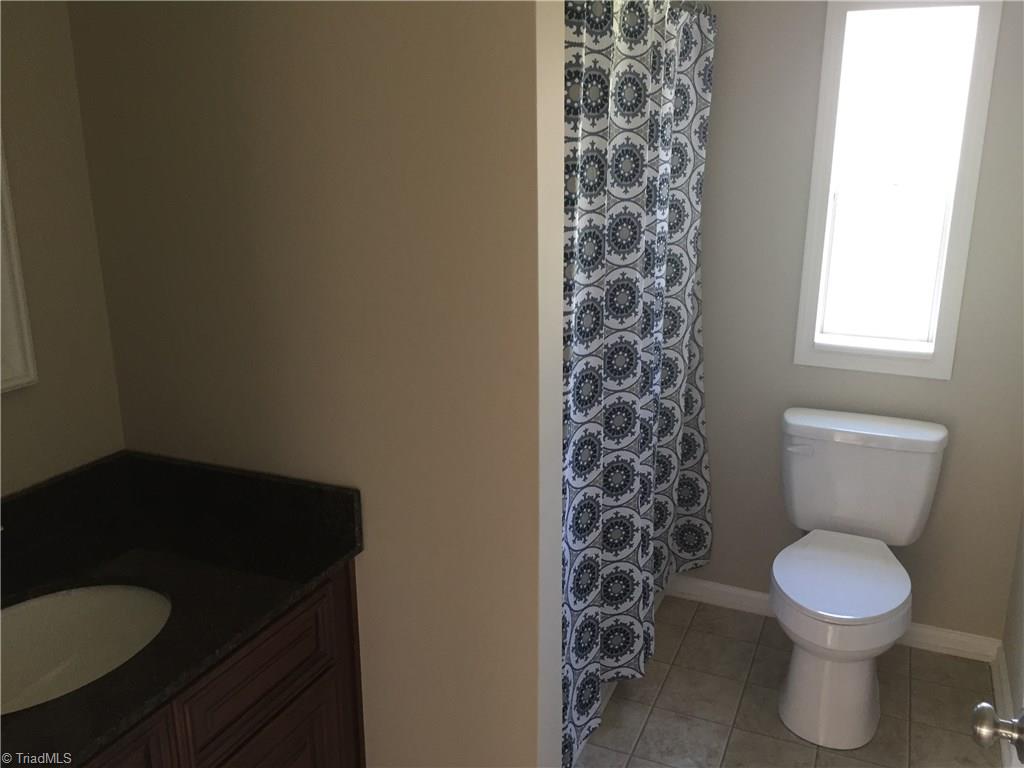 1132 Hillview Dr, King, NC 27021 photo 9