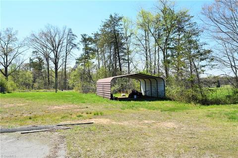 490 K Fork Rd, Madison, NC 27025 photo 9