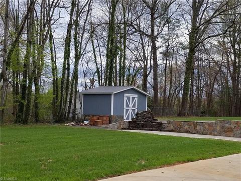 217 Circle Dr, Dobson, NC 27017 photo 29