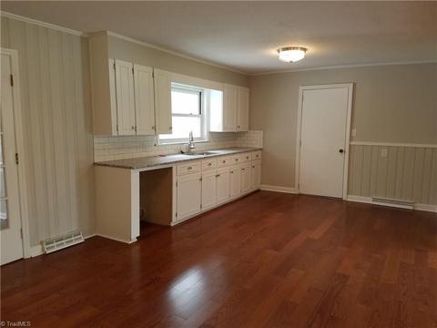 217 Circle Dr, Dobson, NC 27017 photo 14