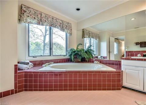 20400 Havenview Dr, Cornelius, NC 28031 photo 14