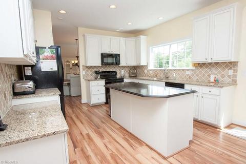 8430 Pheasant Ridge Dr, Colfax, NC 27235 photo 10