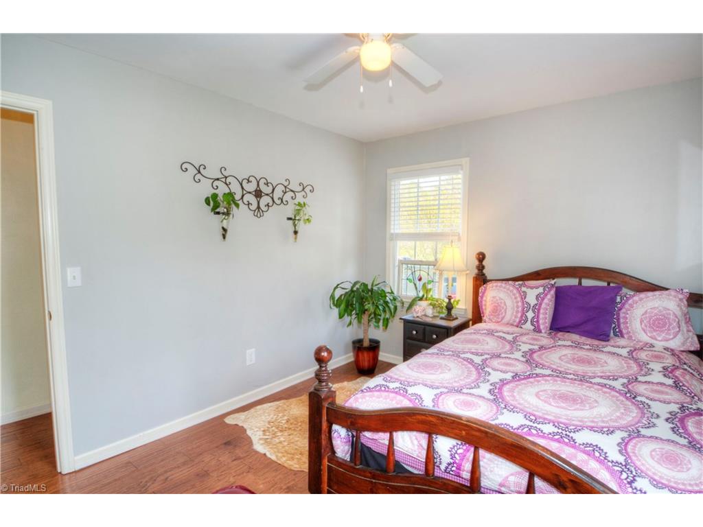 121 Red Wing Rd, Madison, NC 27025 photo 16