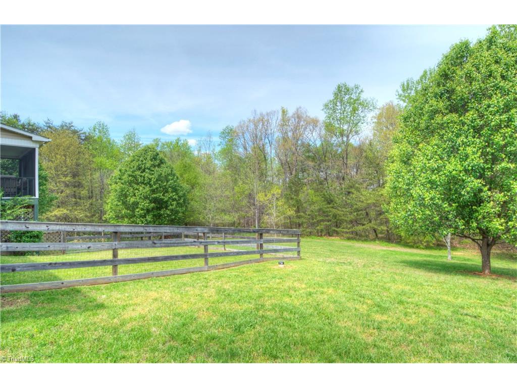 121 Red Wing Rd, Madison, NC 27025 photo 30