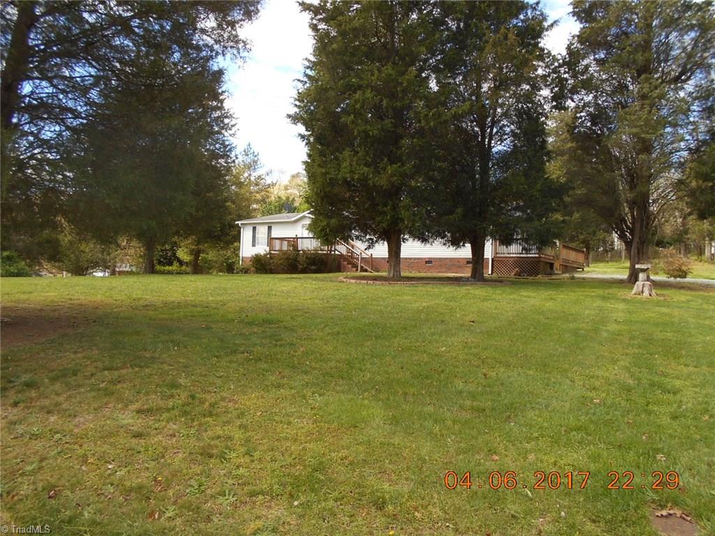 267 Keever Dr, Denton, NC 27239 photo 2