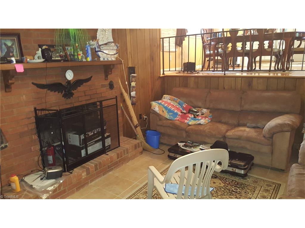 3203 Pine Needles Rd, High Point, NC 27265 photo 13