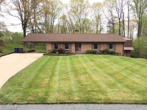 1940 Echo Trl, Pfafftown, NC 27040 photo 2