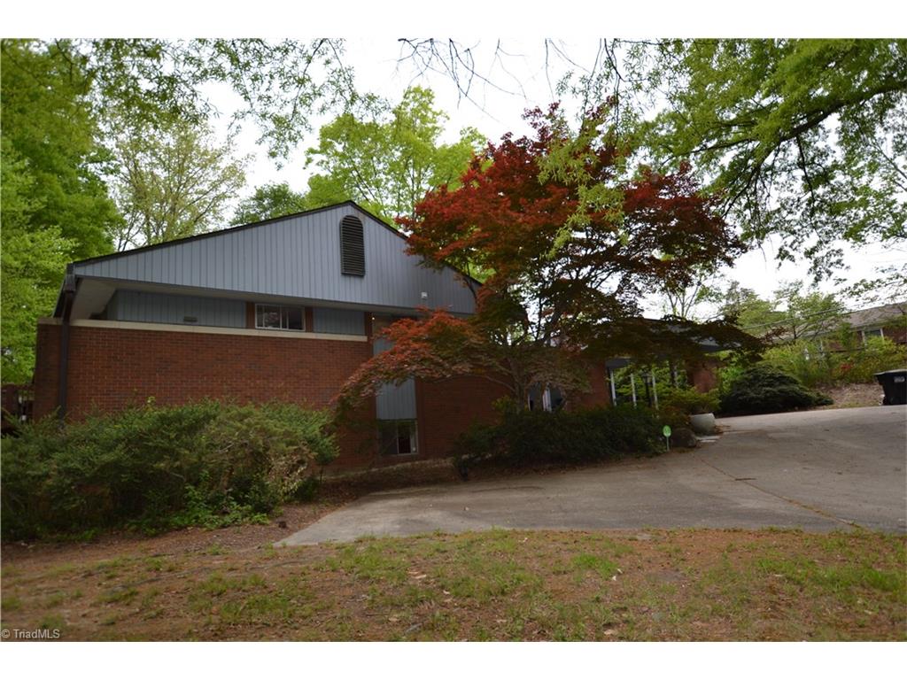 1509 Cherokee Dr, High Point, NC 27262 photo 23