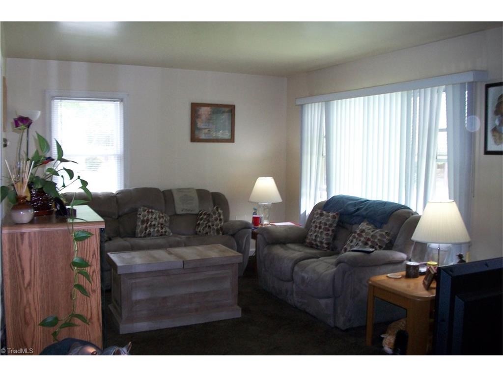 629 E State Ave, High Point, NC 27262 photo 18