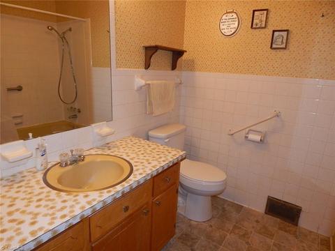 124 Mill Rd, State Road, NC 28676 photo 14