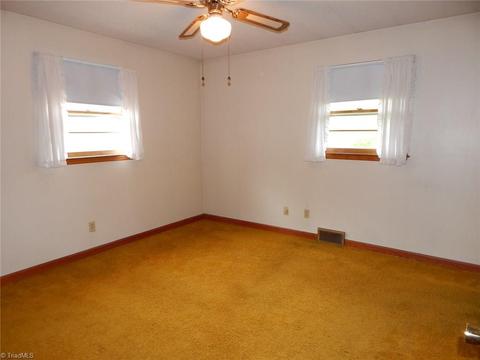 124 Mill Rd, State Road, NC 28676 photo 16