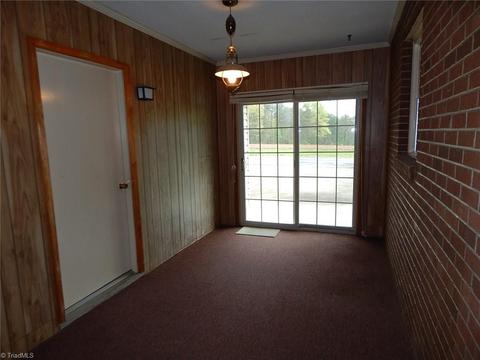 124 Mill Rd, State Road, NC 28676 photo 9